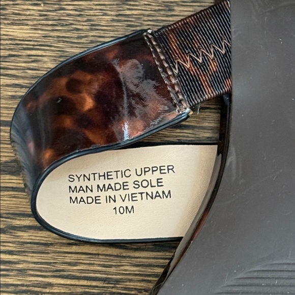 Ann Taylor Factory Brown Tortoise Shell Sandals - Picture 7 of 8